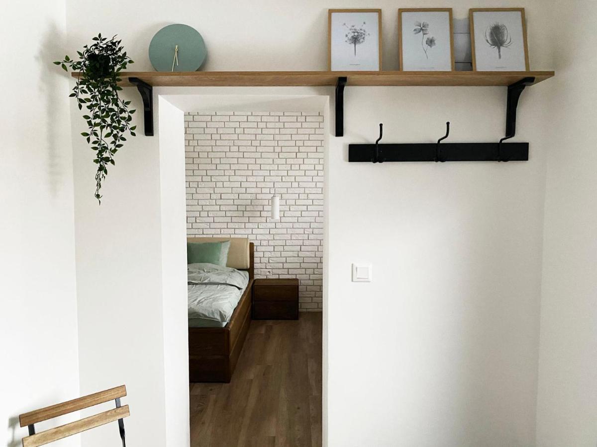 Apartmany Elli Mýto pod Ďumbierom Extérieur photo